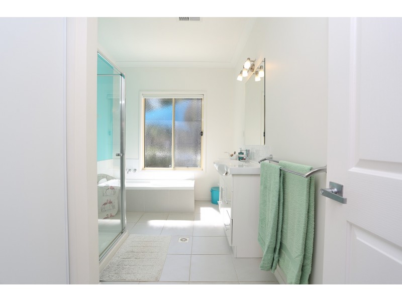 46 Pocketwood Place, Upper Caboolture QLD 4510