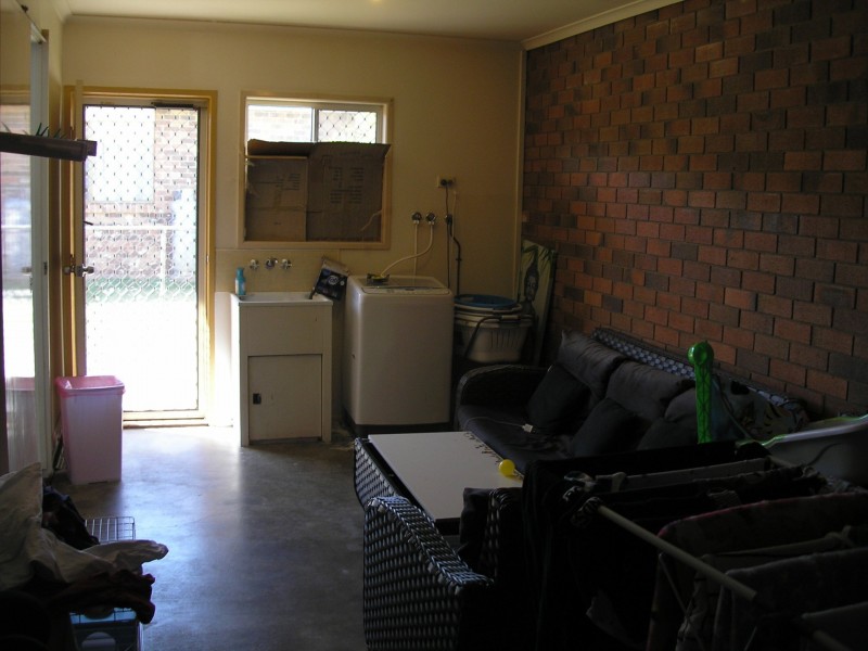 Units 1-2/17 Macadamia Street, Caboolture South QLD 4510