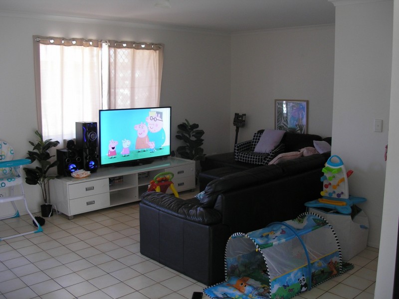 Units 1-2/17 Macadamia Street, Caboolture South QLD 4510