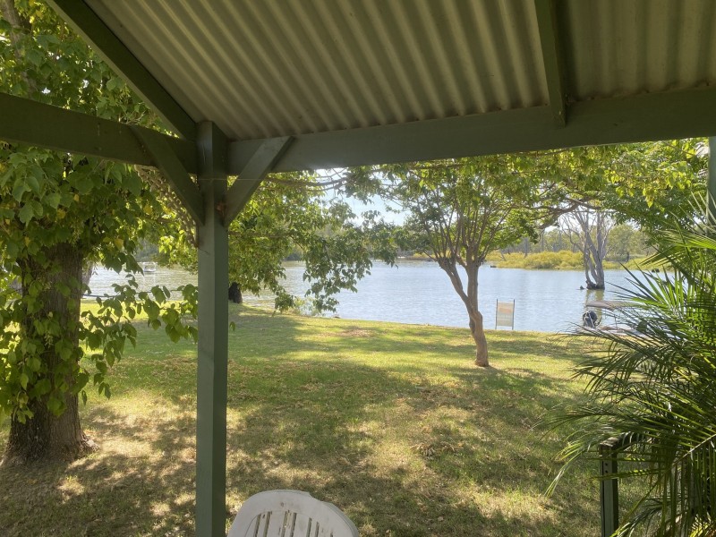 6 Bailey Street, Bundalong VIC 3730