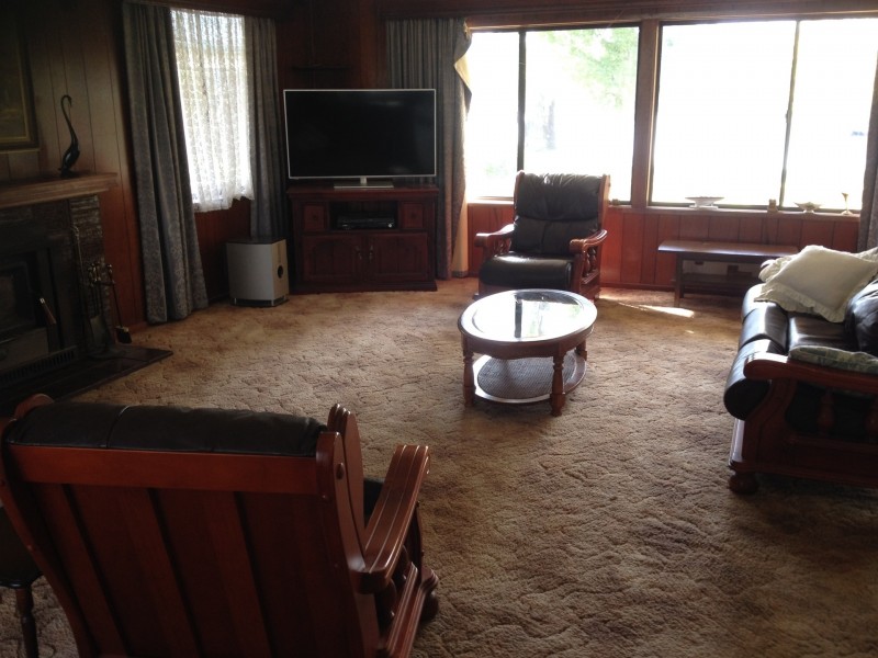 6 Bailey Street, Bundalong VIC 3730