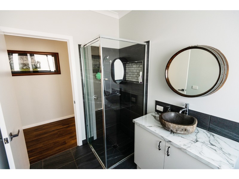 70 Lynch Lane, Axedale VIC 3551