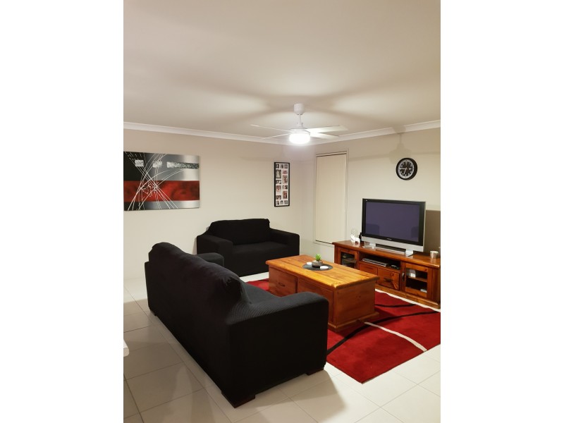 11 Loongana Crescent, Blue Haven NSW 2262