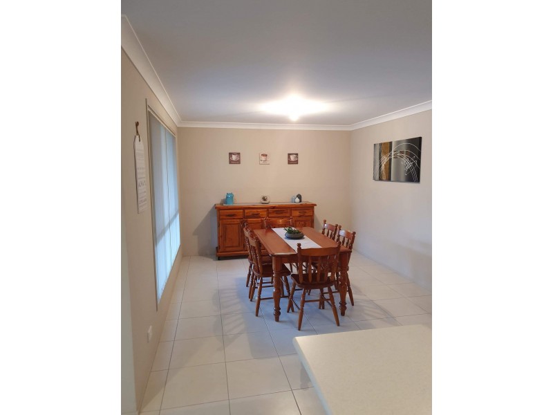 11 Loongana Crescent, Blue Haven NSW 2262