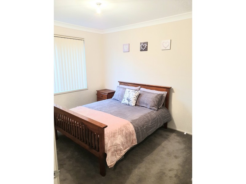 11 Loongana Crescent, Blue Haven NSW 2262