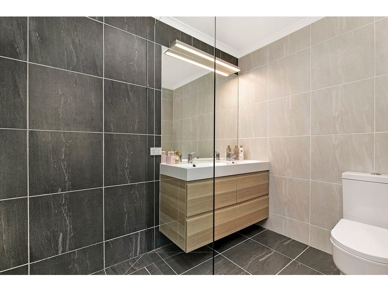 165 Koolan Crescent, Shailer Park QLD 4128