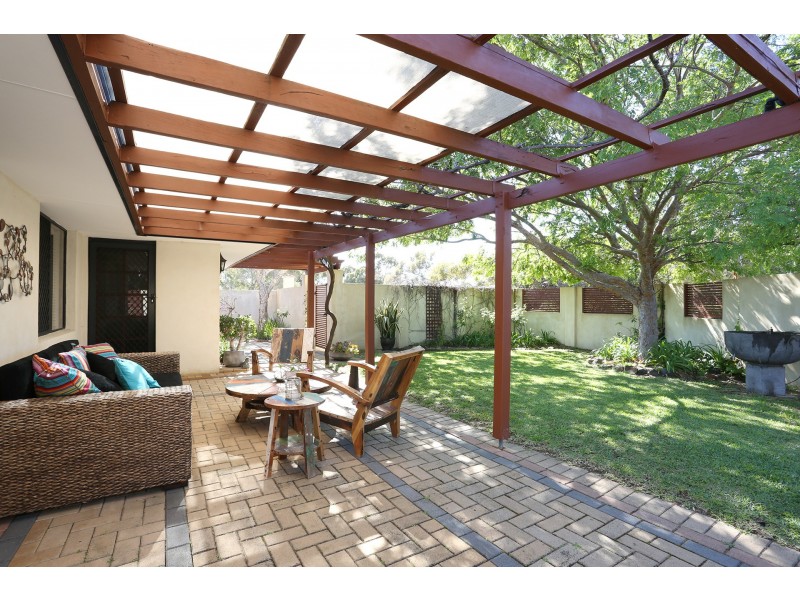 127 Osmaston Road, Carine WA 6020