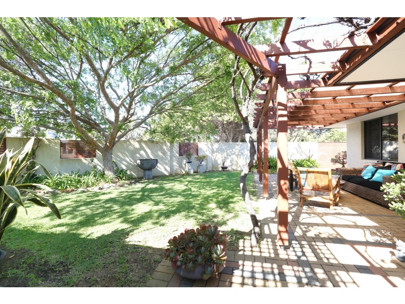 127 Osmaston Road, Carine WA 6020