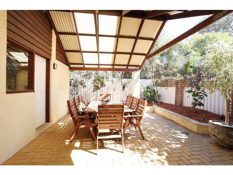 127 Osmaston Road, Carine WA 6020