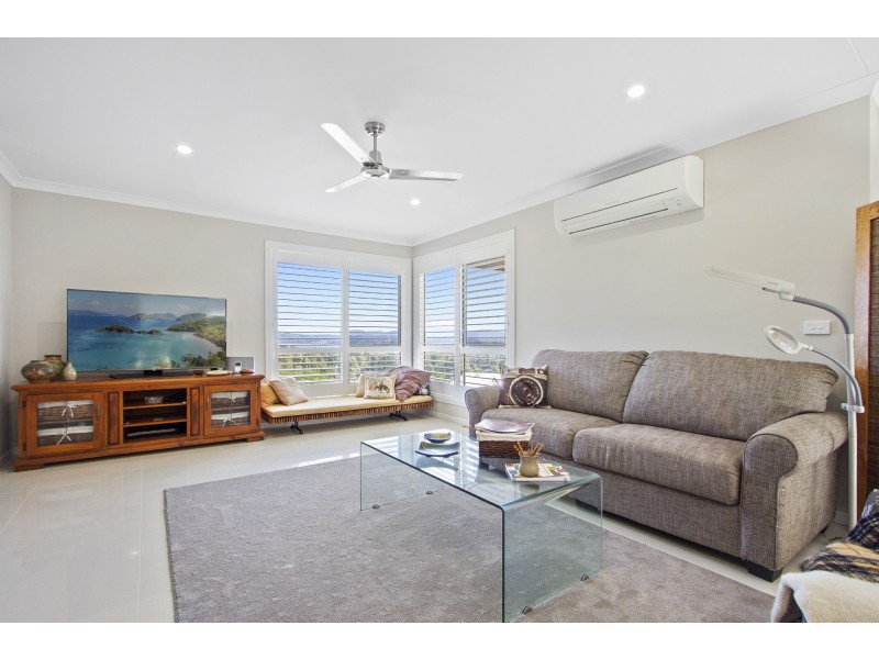 7 Broomfield Crescent, Long Beach NSW 2536
