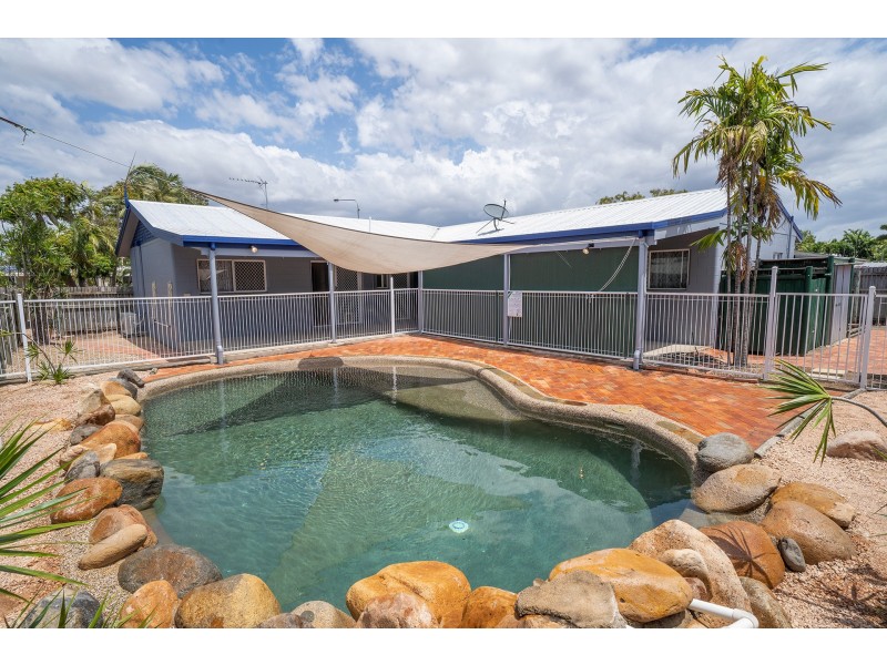 411 Charles Street, Kirwan QLD 4817