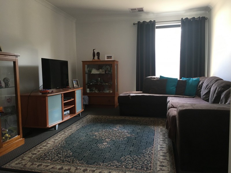 27 Madeira Turn, Byford WA 6122