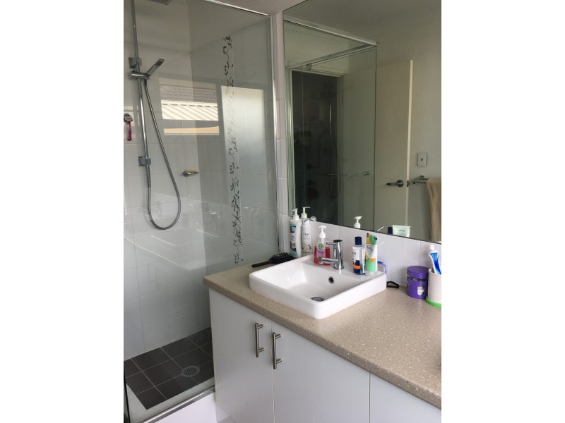 27 Madeira Turn, Byford WA 6122