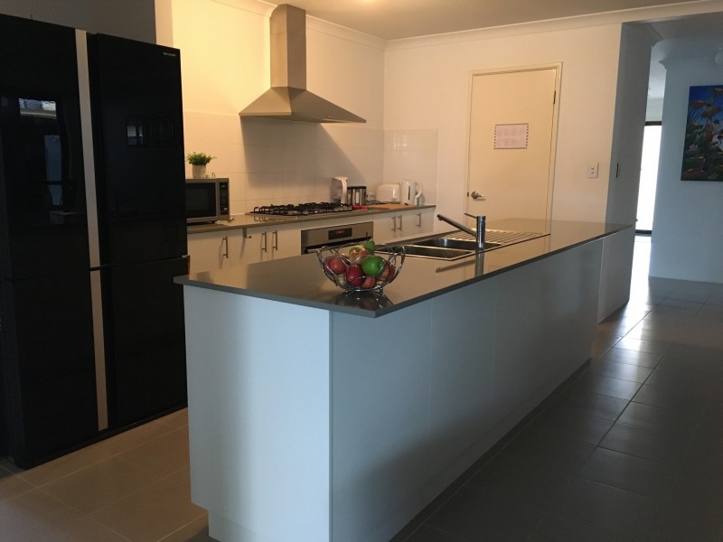 27 Madeira Turn, Byford WA 6122