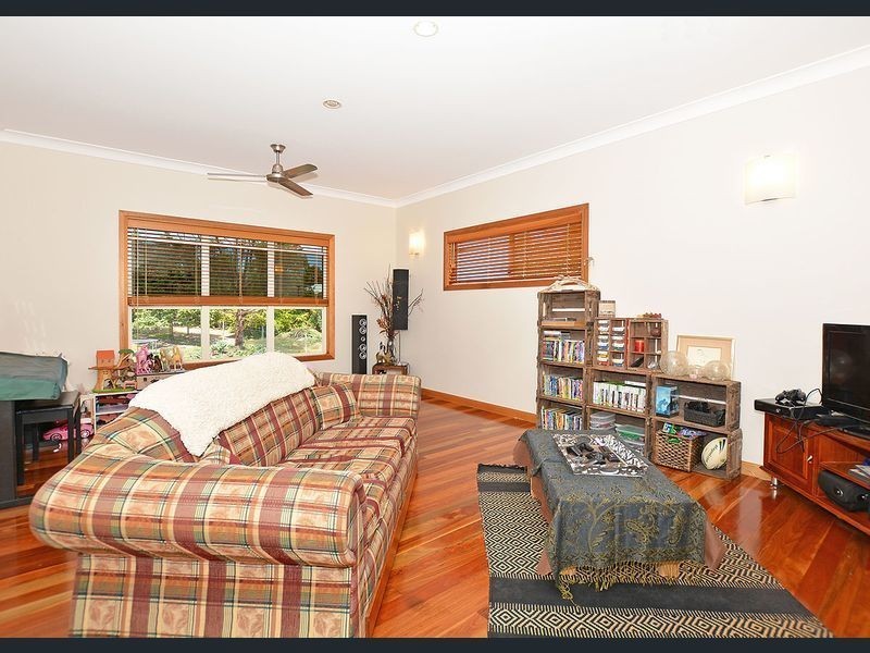 8 Rockyglen Court, Craignish QLD 4655