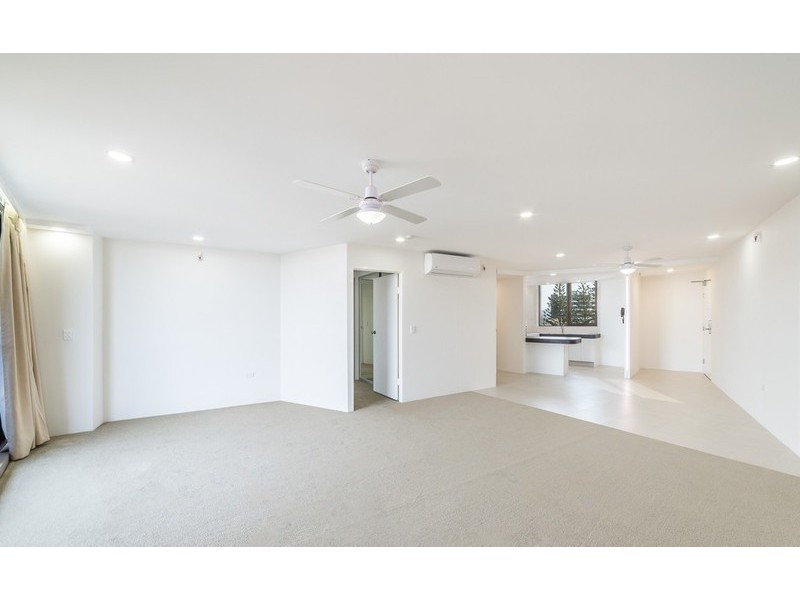 401/9 Trickett Street, Surfers Paradise QLD 4217