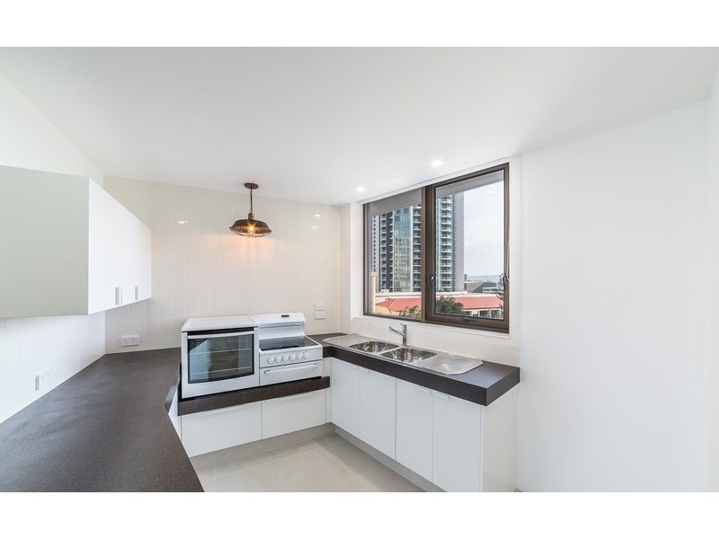 401/9 Trickett Street, Surfers Paradise QLD 4217