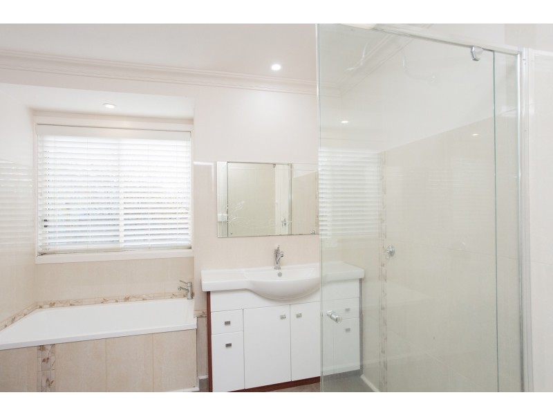 59 Thornton St, Clunes VIC 3370