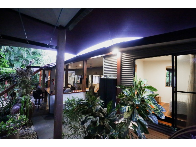 20 Kent Close, Mission Beach QLD 4852