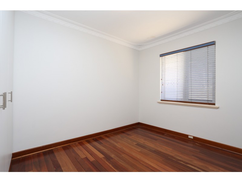 43 Coleman Crescent, Melville WA 6156