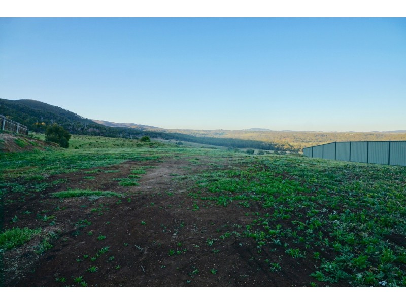 24 Pamela Court, Darley VIC 3340