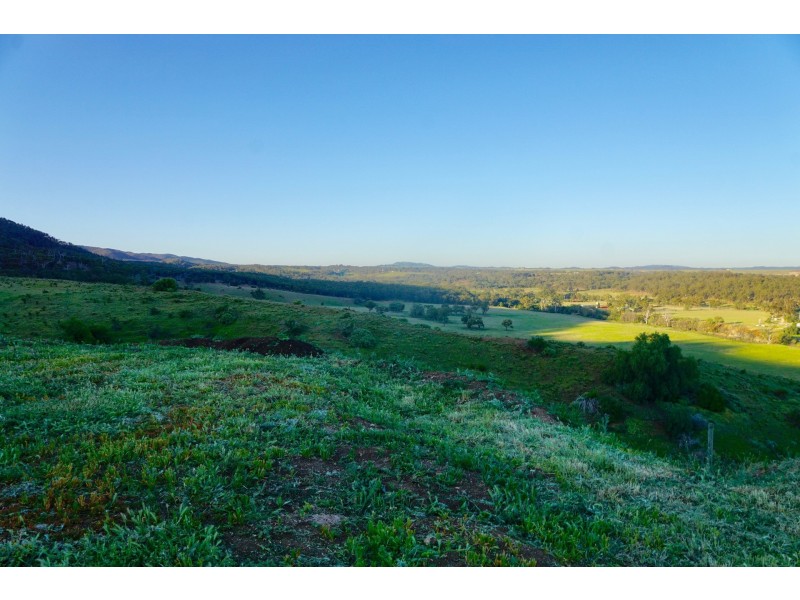 24 Pamela Court, Darley VIC 3340