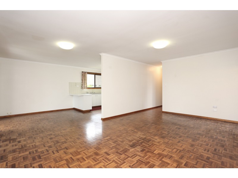 6 Sutherland Street, Dicky Beach QLD 4551