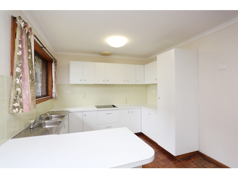 6 Sutherland Street, Dicky Beach QLD 4551