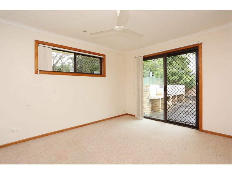 6 Sutherland Street, Dicky Beach QLD 4551