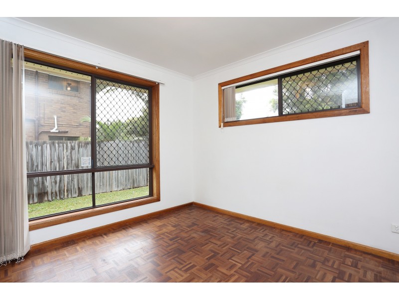6 Sutherland Street, Dicky Beach QLD 4551