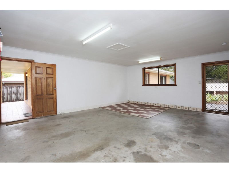 6 Sutherland Street, Dicky Beach QLD 4551