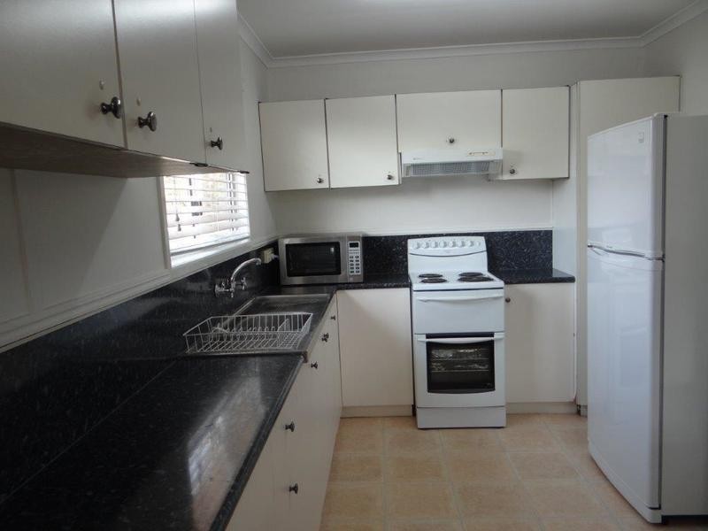 25 Reynolds street, Nebo QLD 4742