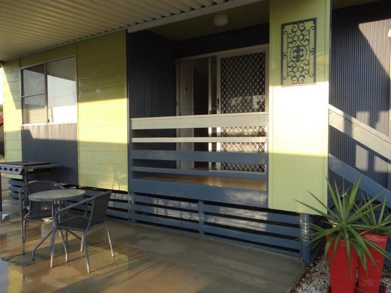 25 Reynolds street, Nebo QLD 4742