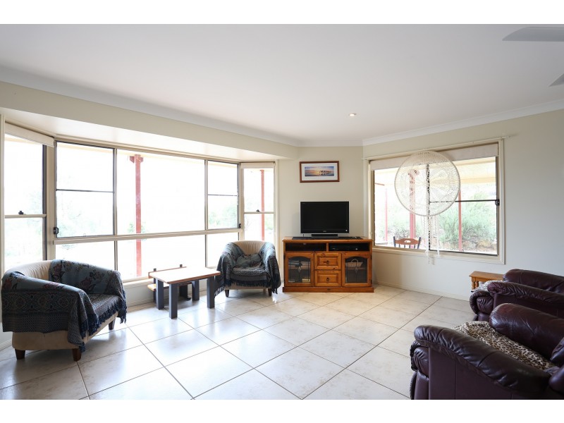 92 Edwards Road, Woodlands QLD 4343