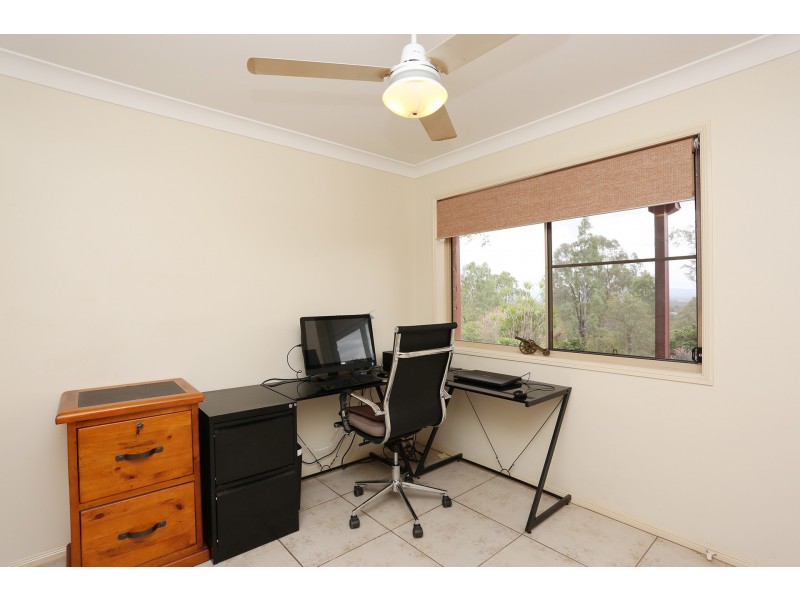 92 Edwards Road, Woodlands QLD 4343