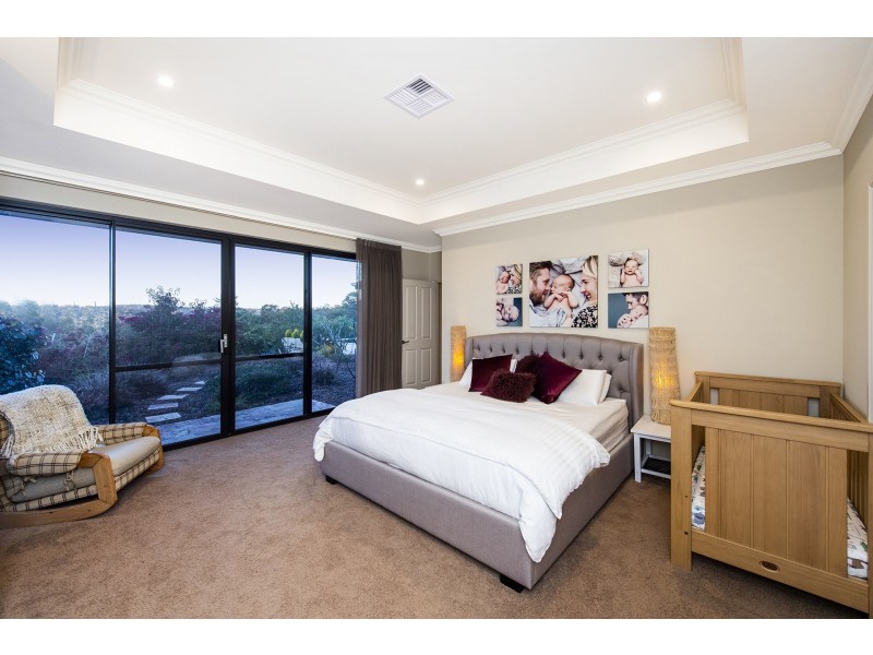 15 Henty Lookout, Roleystone WA 6111