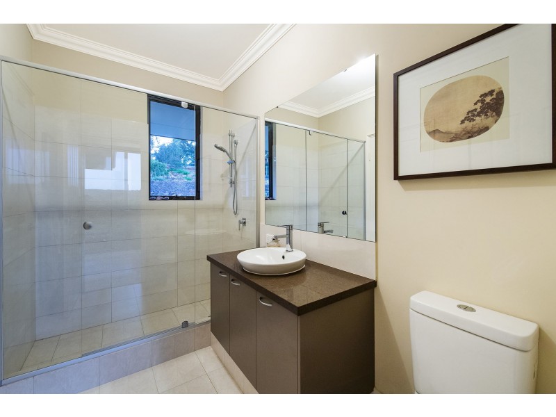 15 Henty Lookout, Roleystone WA 6111