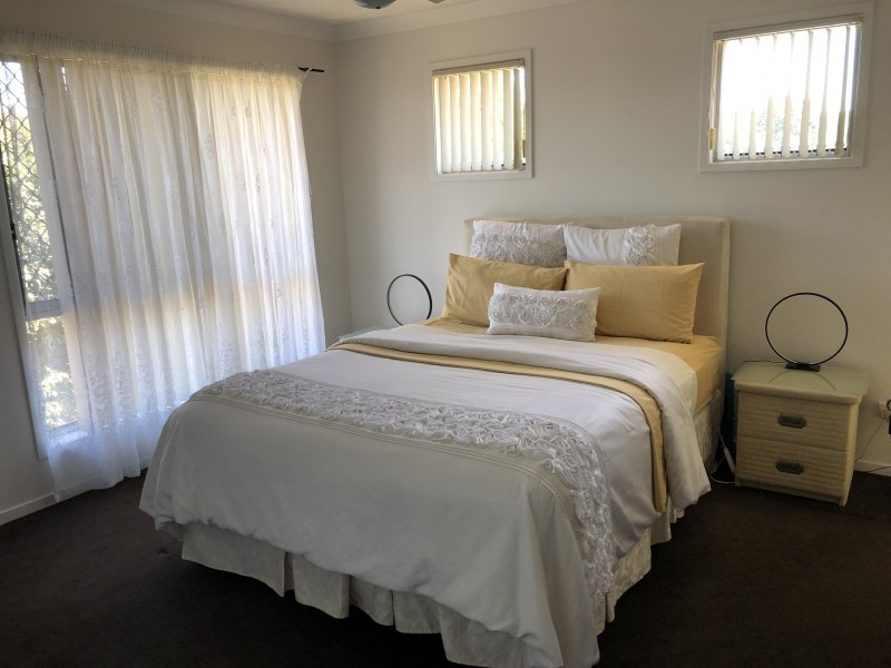 12 Keswick place, Redland Bay QLD 4165