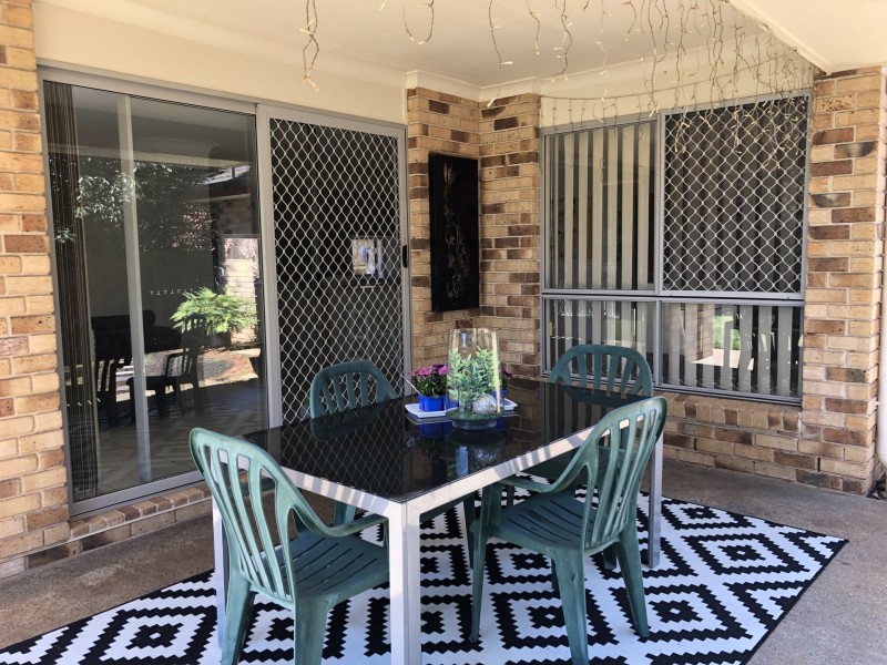 12 Keswick place, Redland Bay QLD 4165