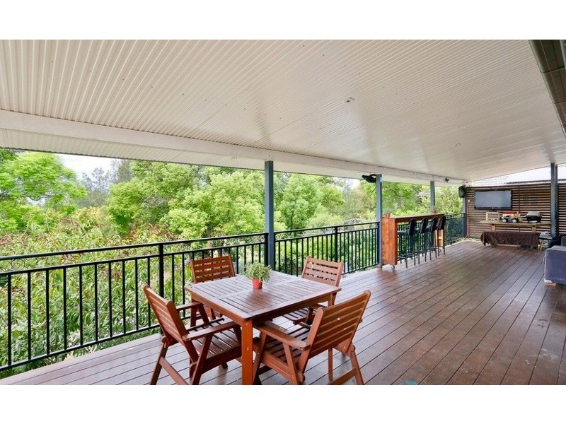 6 Anschau Crescent, Windsor NSW 2756