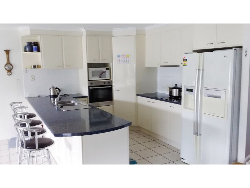 4 Azalea Place, Currimundi QLD 4551