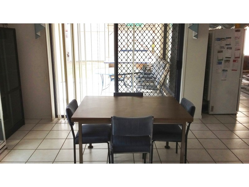 4 Azalea Place, Currimundi QLD 4551