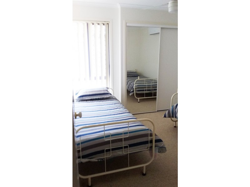 4 Azalea Place, Currimundi QLD 4551