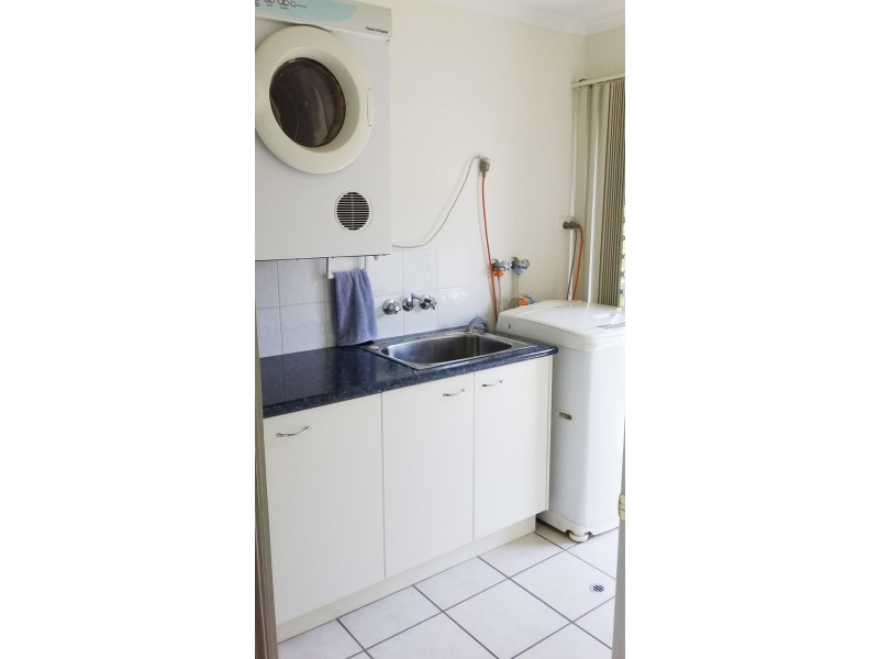 4 Azalea Place, Currimundi QLD 4551