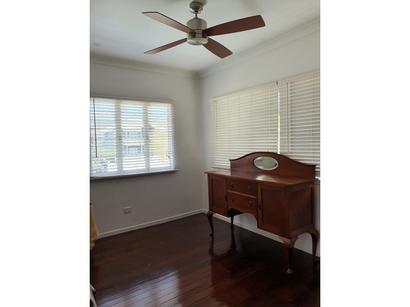 46 Akala Street, Camp Hill QLD 4152