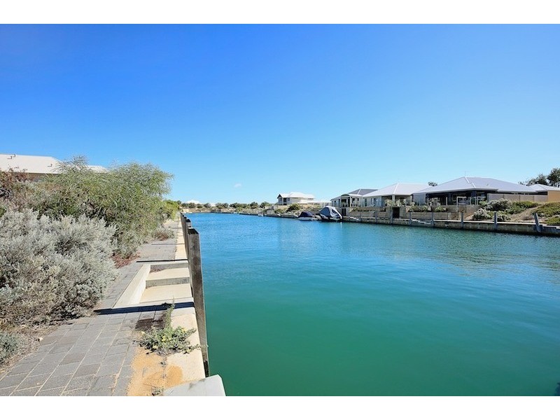 52 Southport Boulevard, Dawesville WA 6211