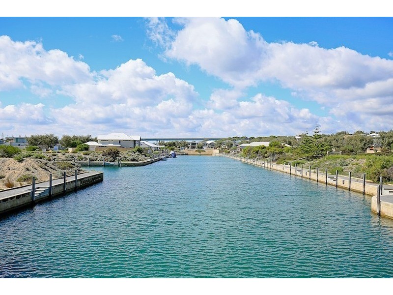 52 Southport Boulevard, Dawesville WA 6211