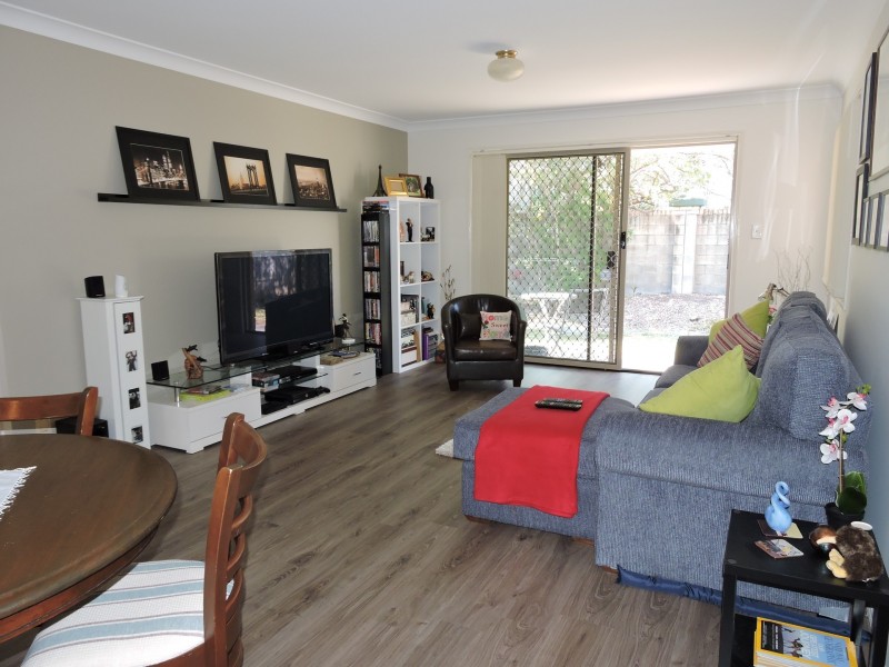 19/2 Koala Town Road, Upper Coomera QLD 4209