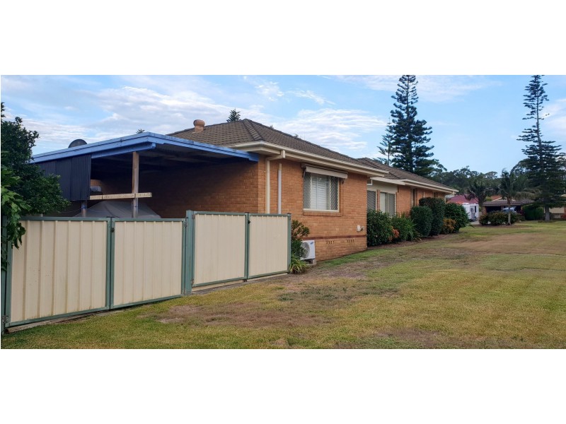123 The Southern Parkway, Forster NSW 2428