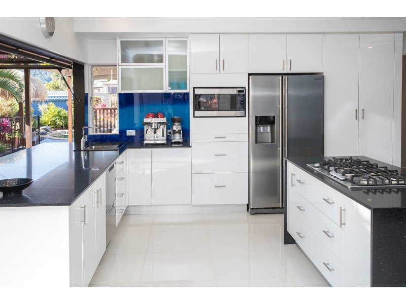 16 Longden Street, Brinsmead QLD 4870